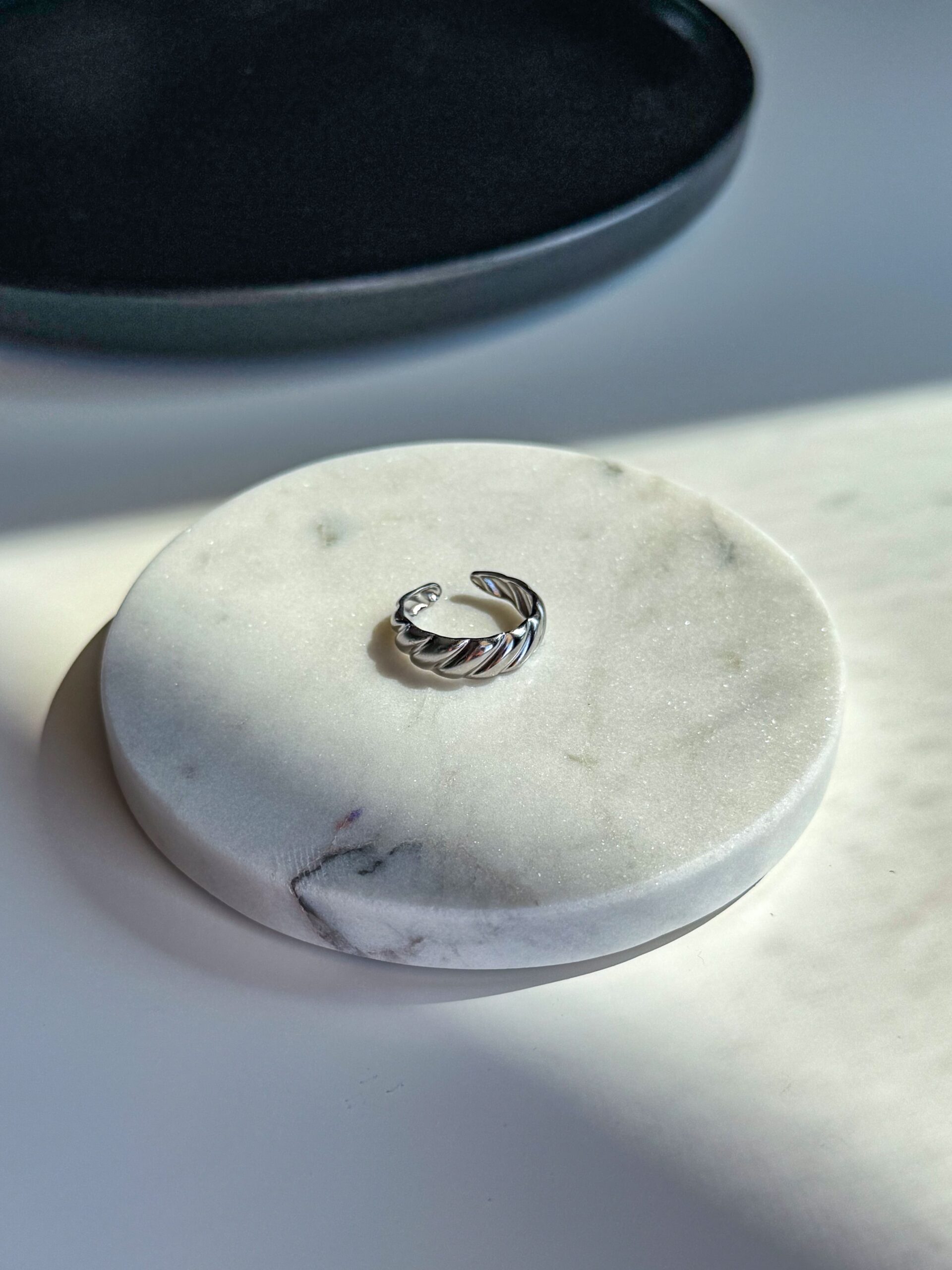 ασημί δαχτυλίδι κρουασάν