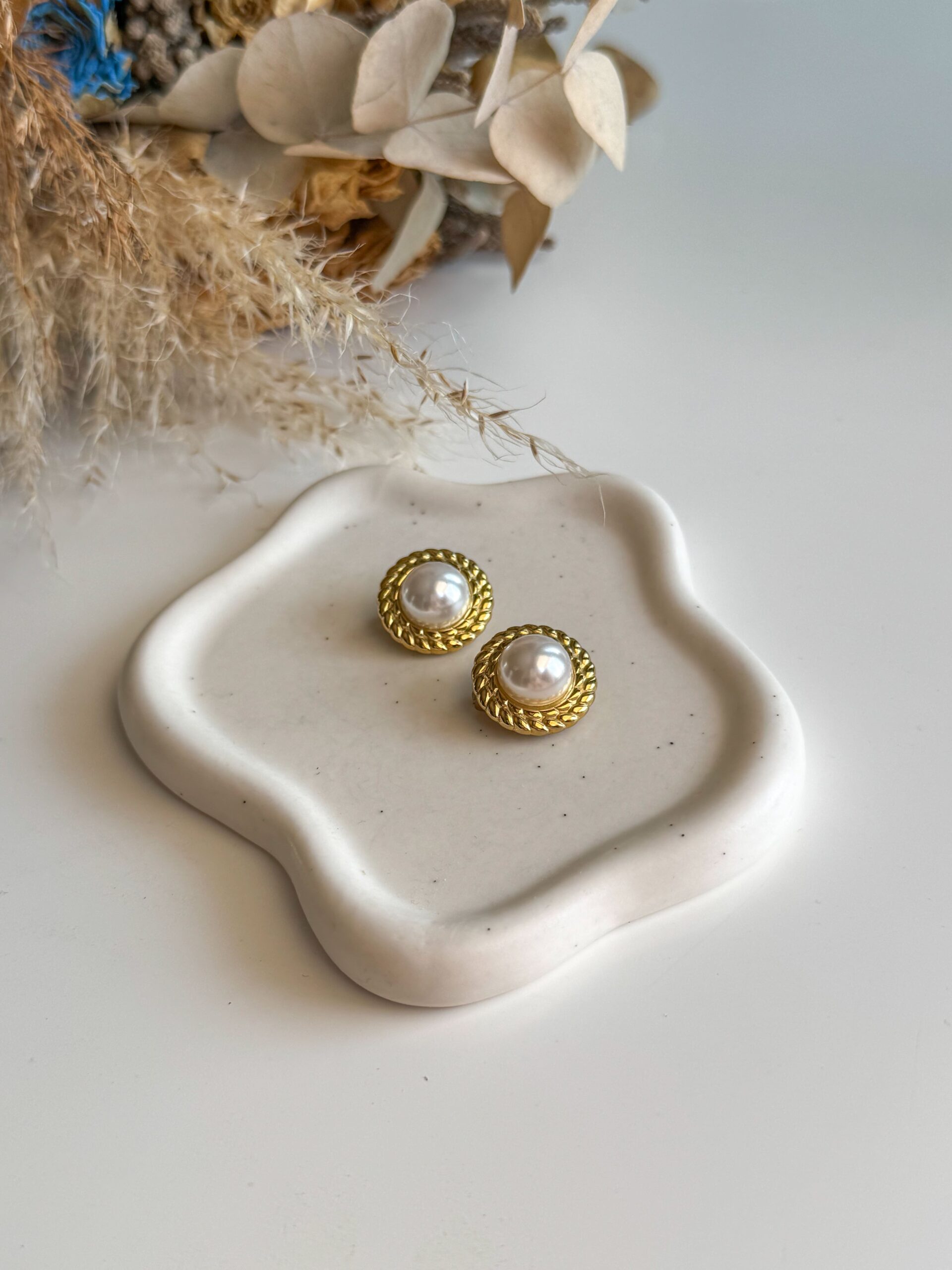 χρυσά vintage σκουλαρίκια με πέρλα