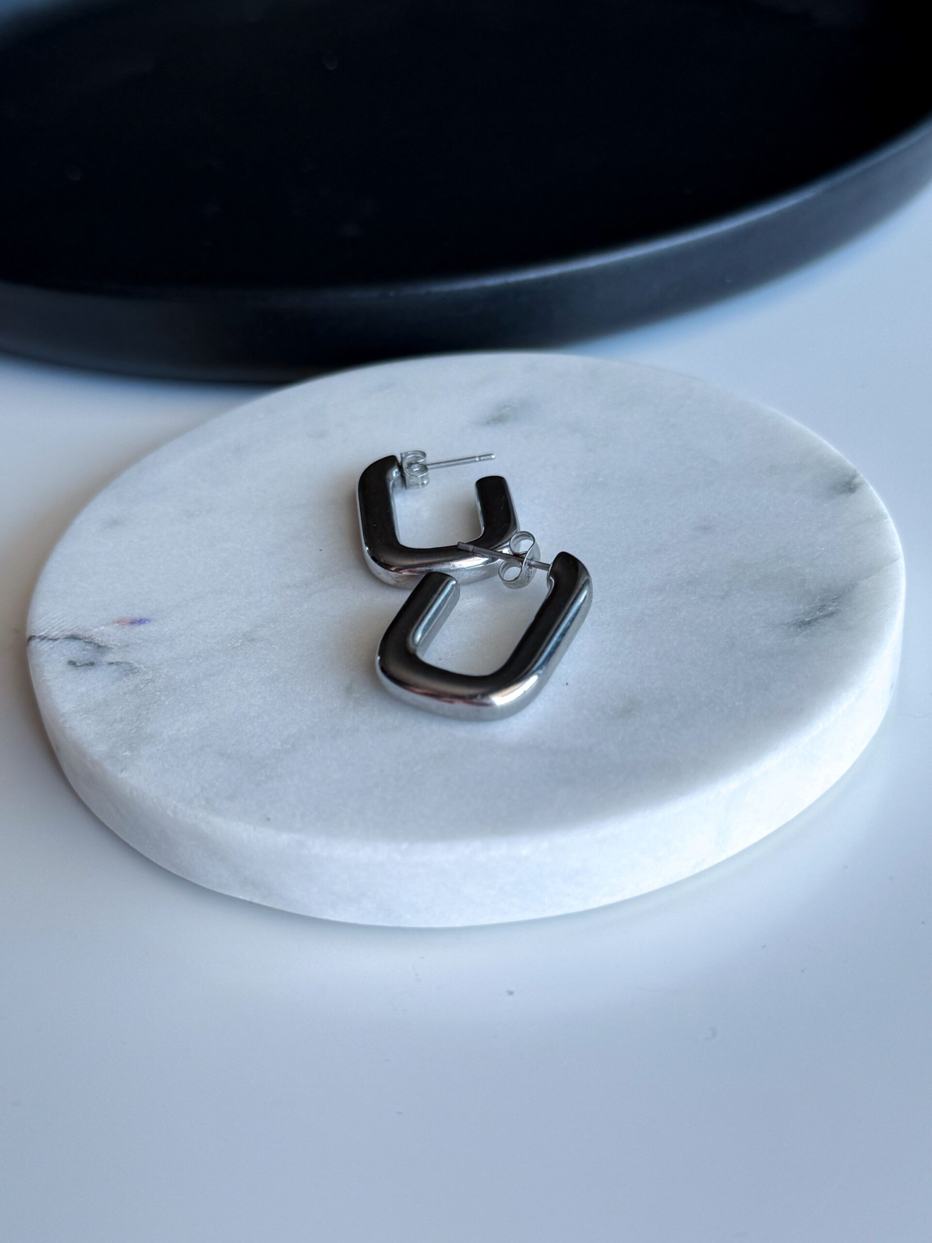 Ασημί σκουλαρίκια ορθογώνιοι κρίκοι