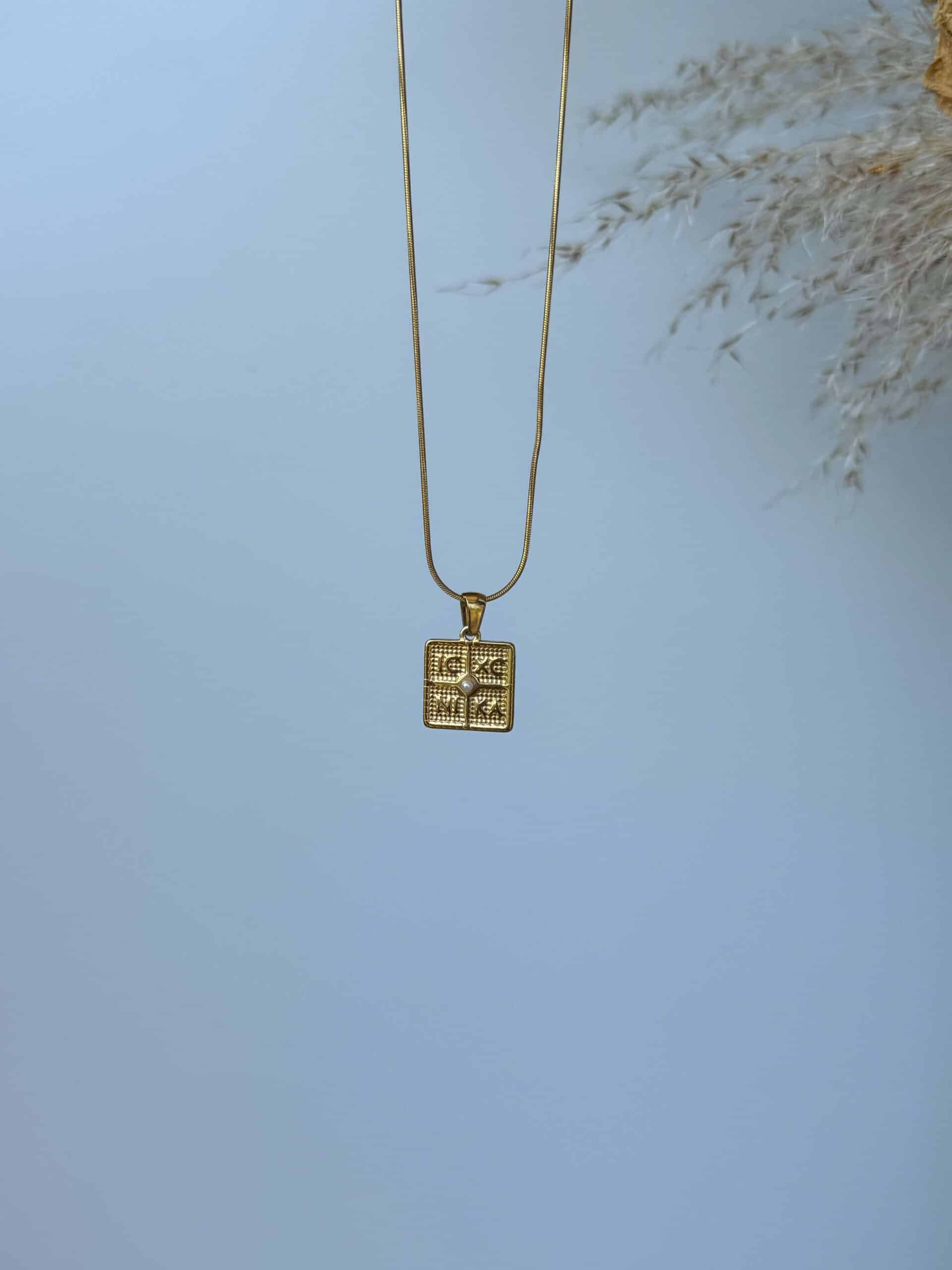 Χρυσό Γυναικείο Τετράγωνο Κολιέ με Φλουρί Κωνσταντινάτο