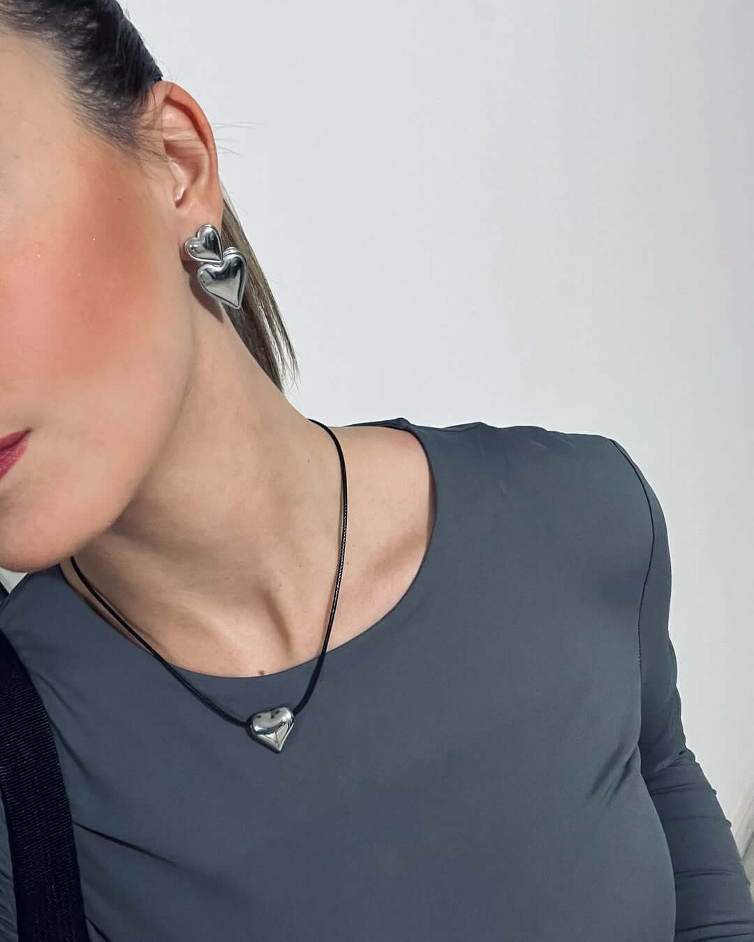 ατσάλινα γυναικεία κοσμήματα